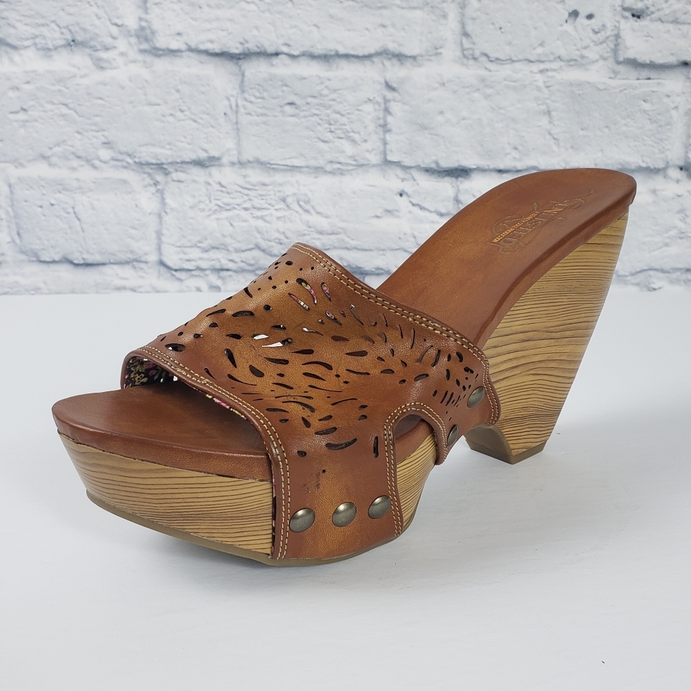 Unlisted by Kenneth Cole mules